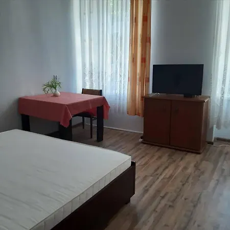Blisko Manufaktury Apartment