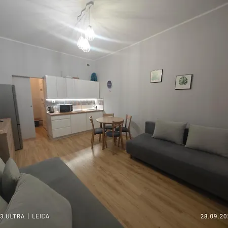 Apartment Blisko Manufaktury Lodz